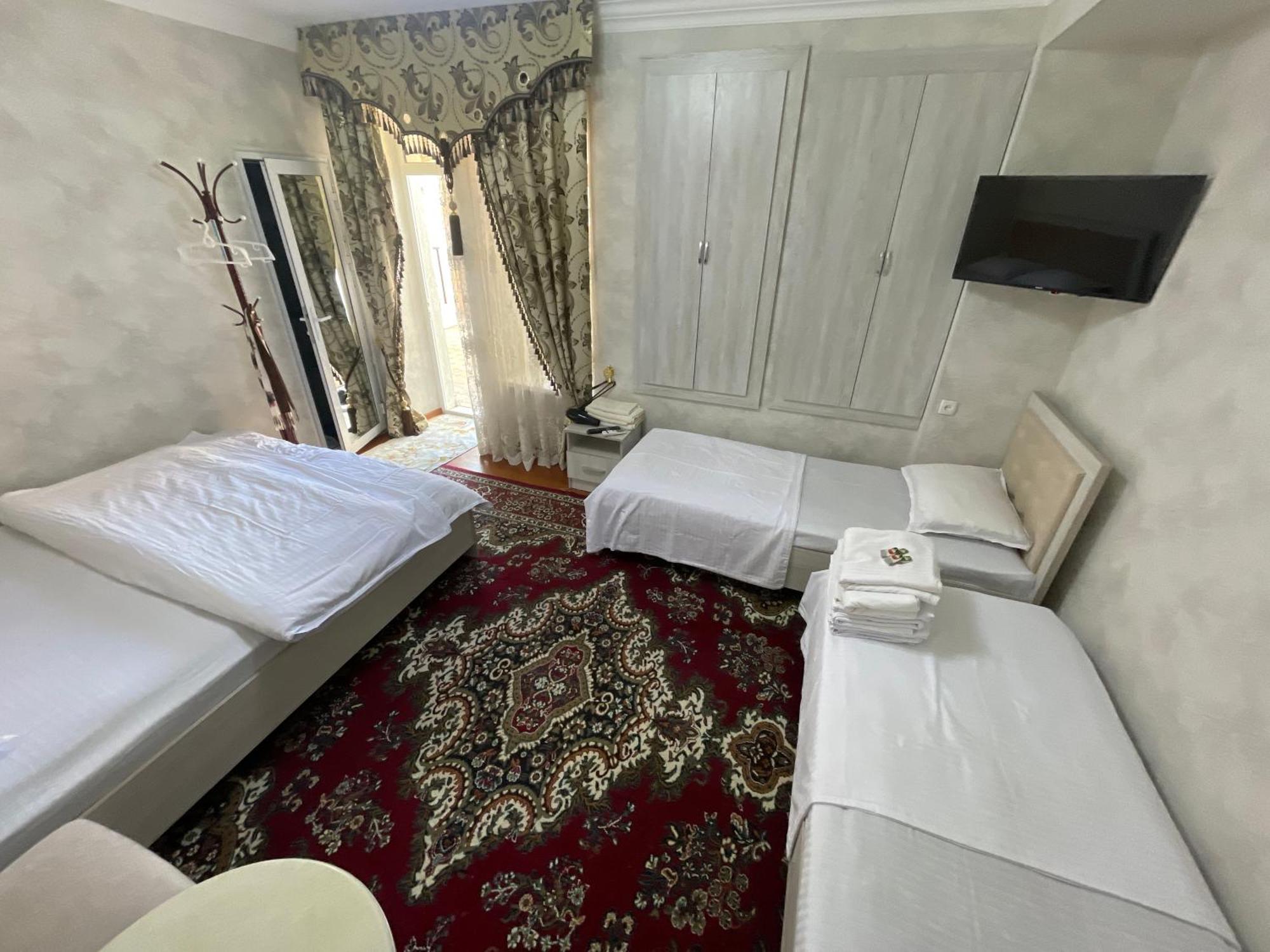 Isfandiyor Hotel Samarkand Luaran gambar